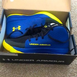 Under Armor GS Jet 2019 Youth Basketball Shoes